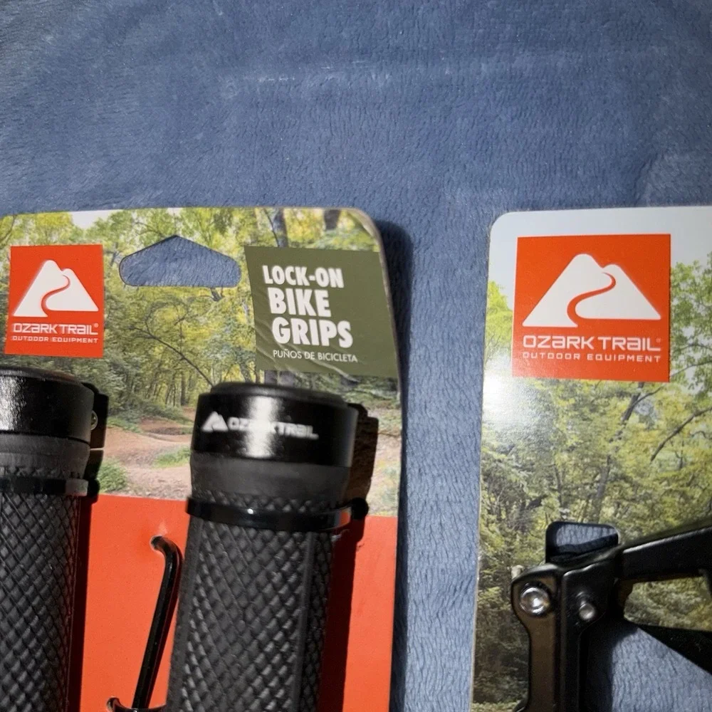 Ozark Trail Lock On Bike Grips, And Pedal Set‎